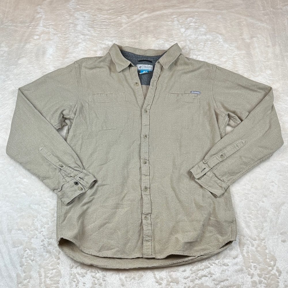 Columbia Men's Light Brown Casual Button-Down Shirt